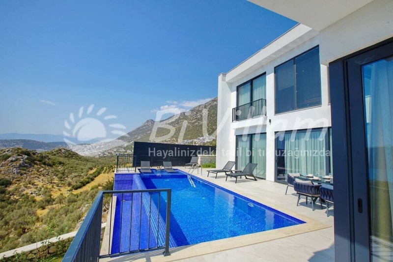 Villa Utopia 2