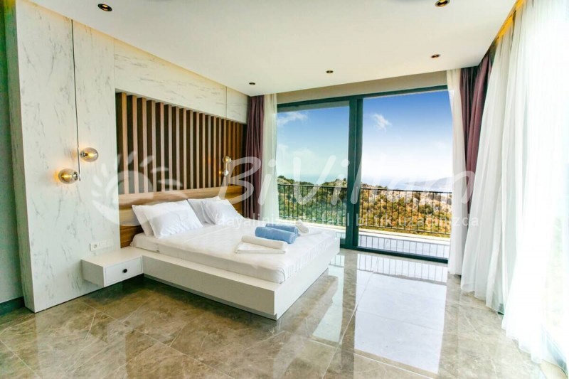 Villa Utopia 2