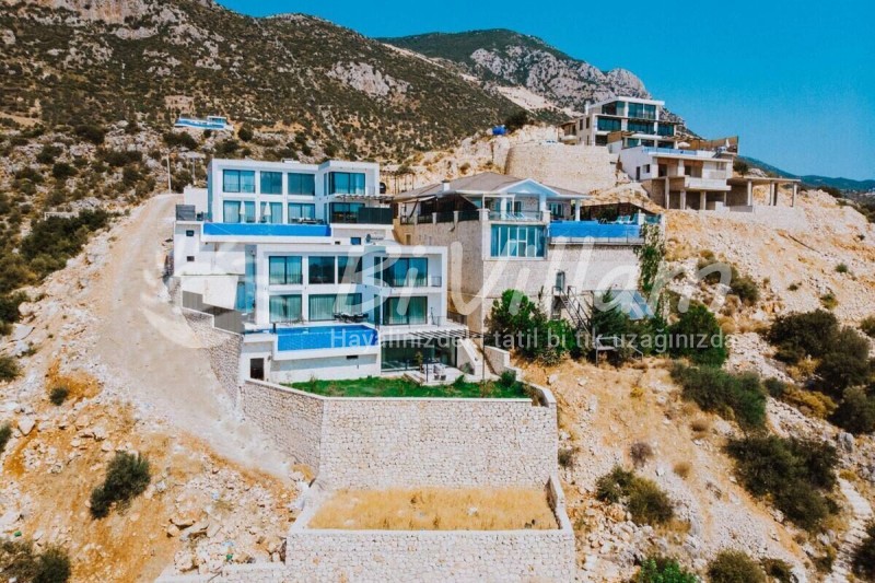 Villa Utopia 2