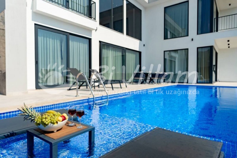 Villa Utopia 2