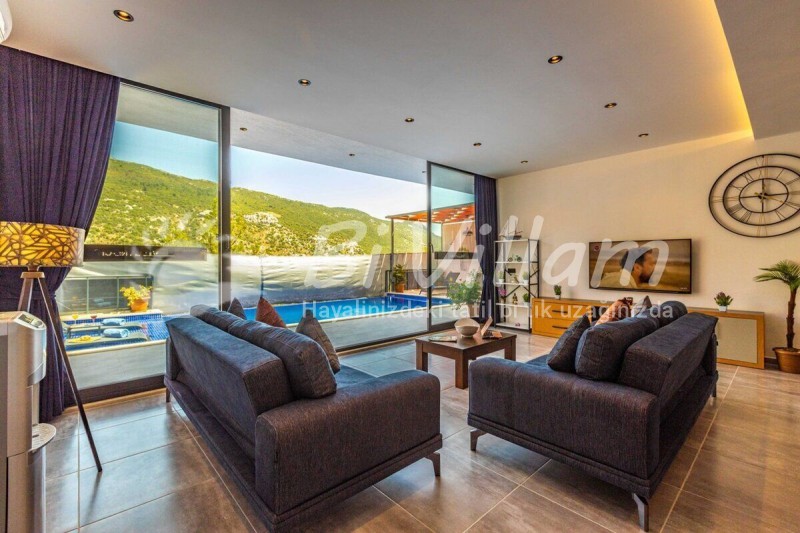 Villa Neon-