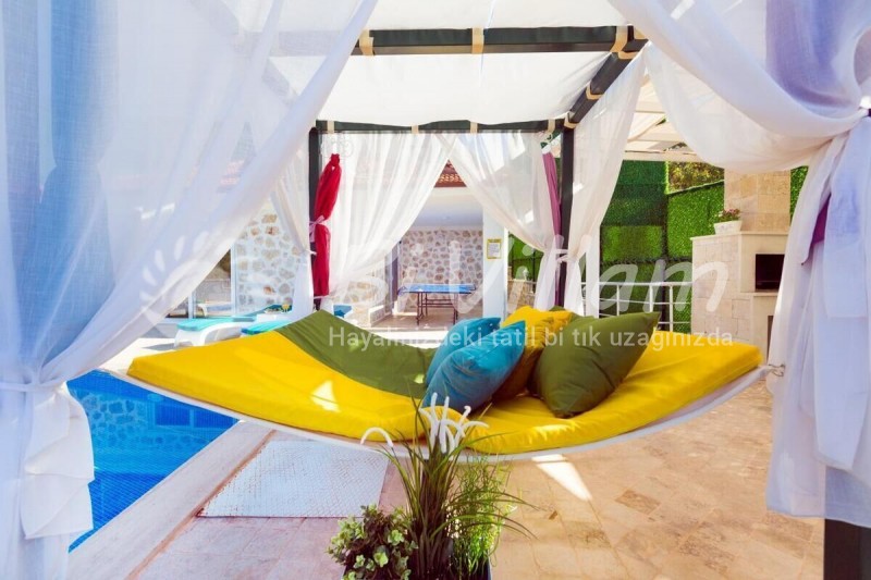 Villa Alya