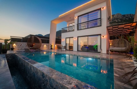 Villa Firoza 1