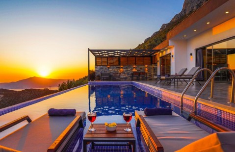 Villa Liya