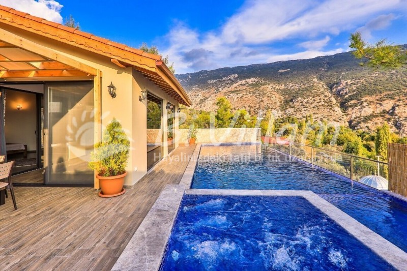 Villa Mira-