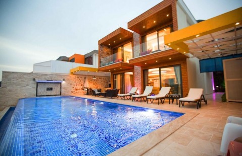 Villa Victoria